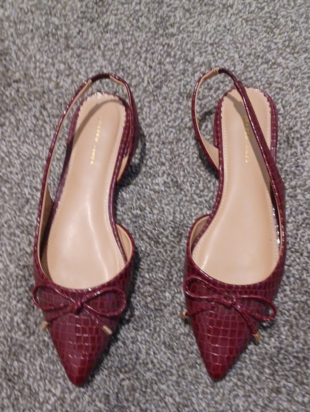 Pointed Toe Slingback Flats in Burgundy Croc